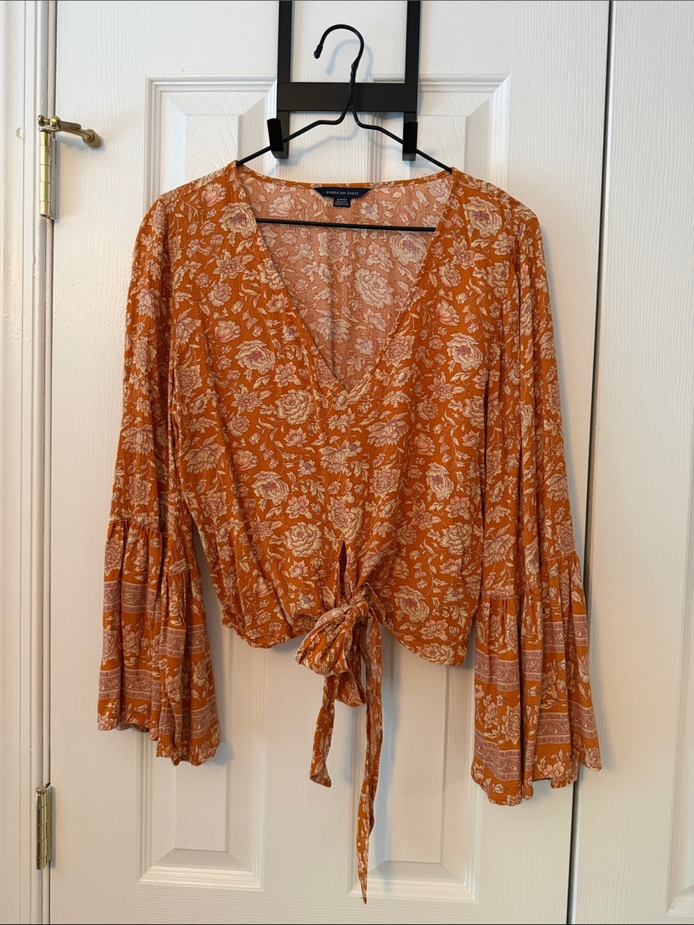 American Eagle Outfitters Rust Floral Tie-Front V-Neck Blouse